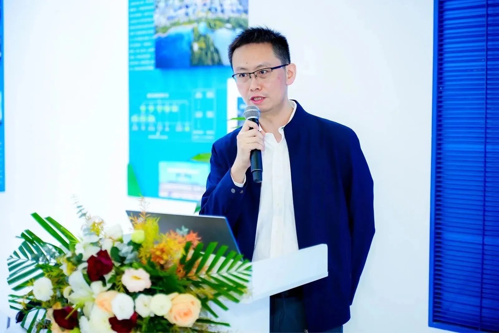 机器人乐玩lewin